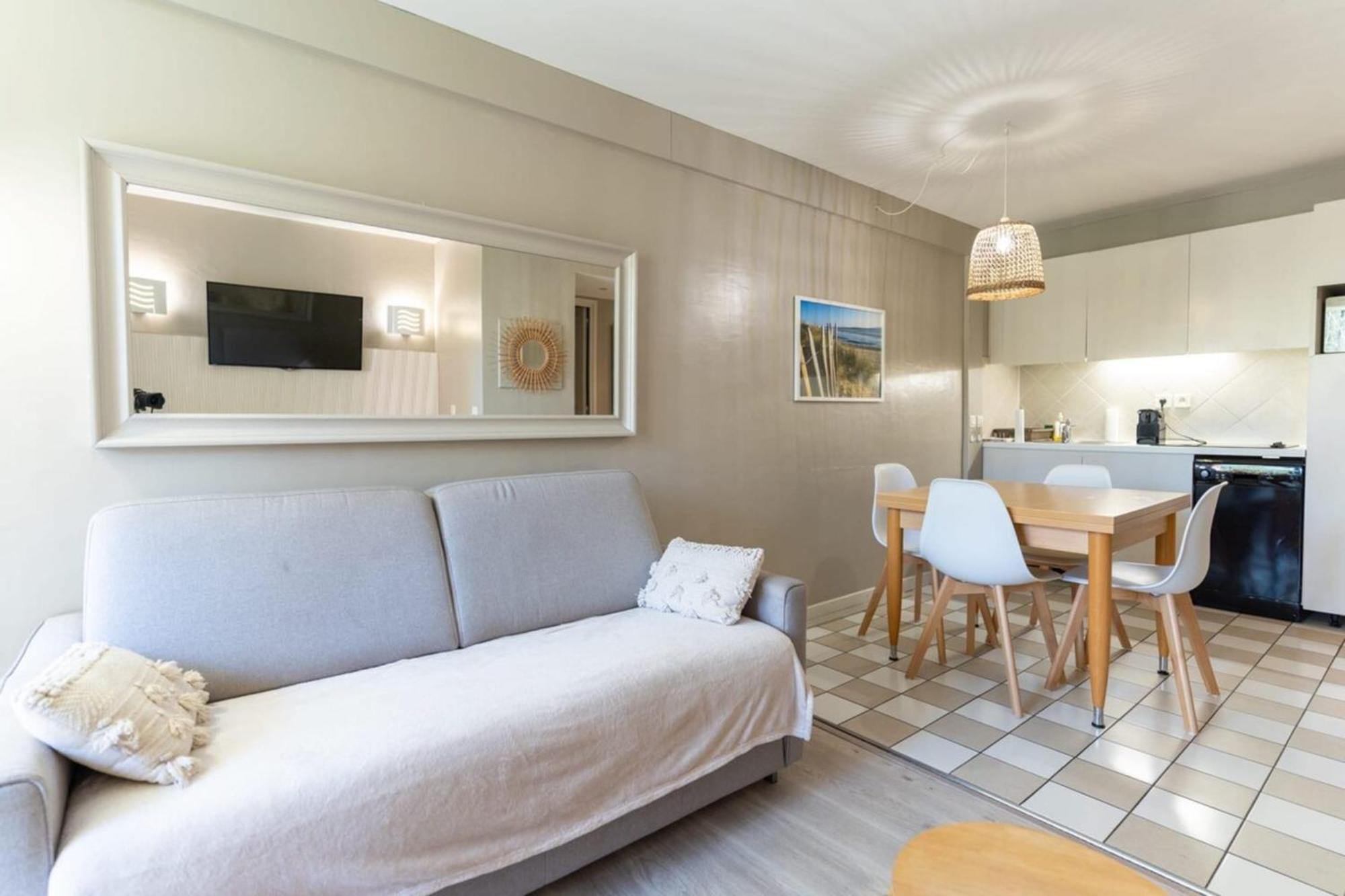 Beautiful Flat With Swimming Pool Tennis Court And Free Parking 117 Le Touquet Exteriör bild