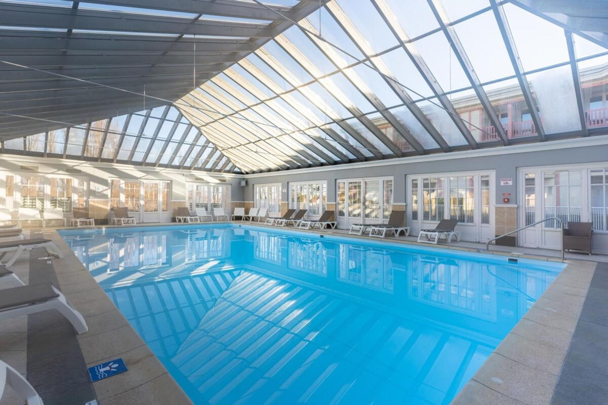 Beautiful Flat With Swimming Pool Tennis Court And Free Parking 117 Le Touquet Exteriör bild